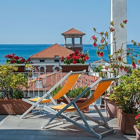 Hotel Scandinavia Marina di Massa Dış mekan fotoğraf