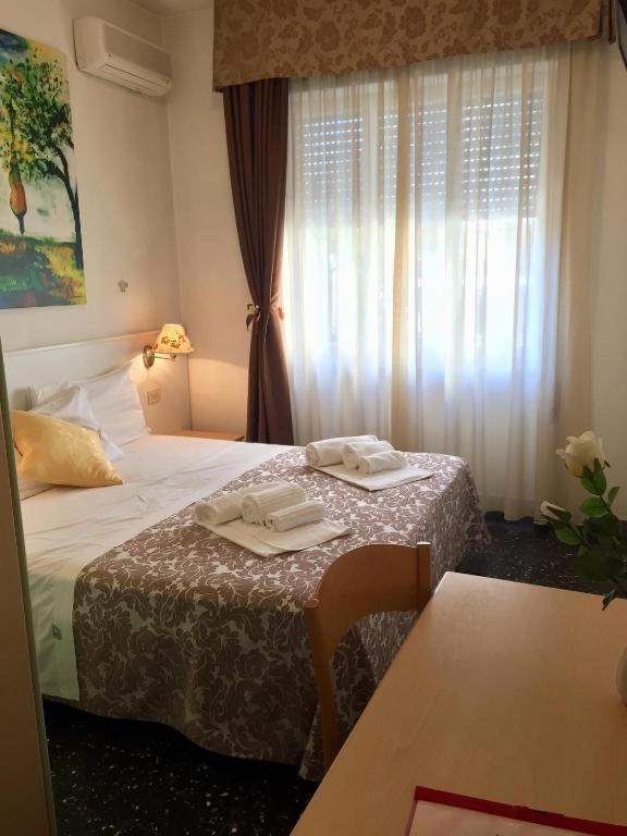 Hotel Scandinavia Marina di Massa Dış mekan fotoğraf