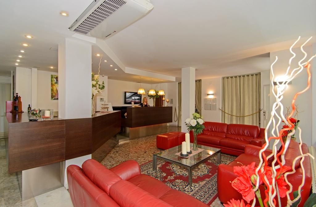 Hotel Scandinavia Marina di Massa Dış mekan fotoğraf