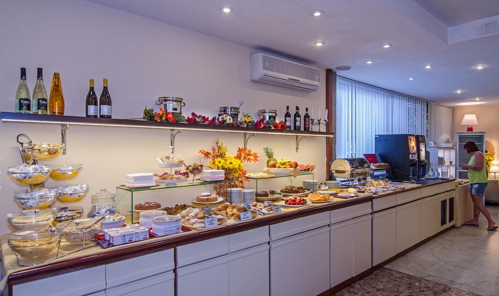 Hotel Scandinavia Marina di Massa Dış mekan fotoğraf